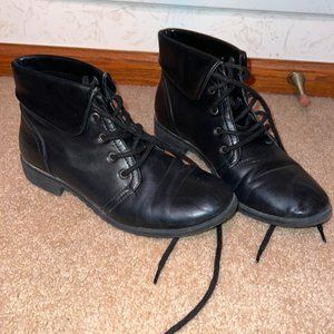 Cliff by White Mountain